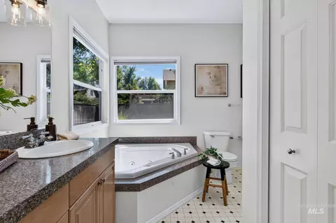 Bath - 149 S Cobblestone Way, Eagle, ID 83616 photo 1 of 5