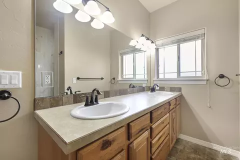 313 15th Ave E, Jerome, ID 83338 photo 27