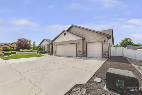 313 15th Ave E, Jerome, ID 83338 photo 2
