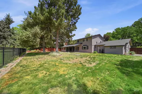 Exterior - 723 N Spyglass Way, Eagle, ID 83616 photo 5 of 5