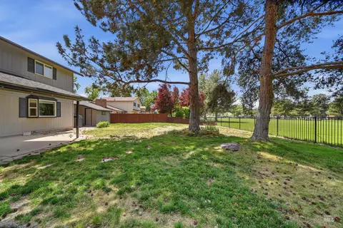 Exterior - 723 N Spyglass Way, Eagle, ID 83616 photo 4 of 5