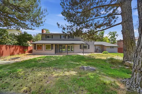 Exterior - 723 N Spyglass Way, Eagle, ID 83616 photo 1 of 5