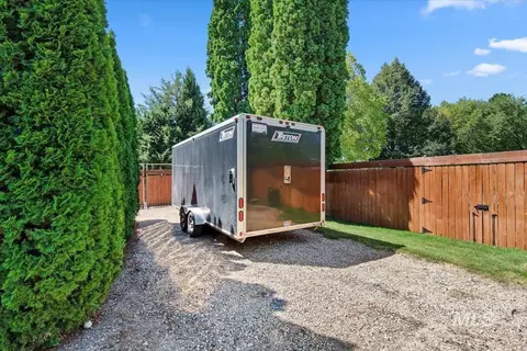 935 N Edgewood Ln, Eagle, ID 83616 photo 37