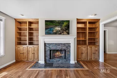 935 N Edgewood Ln, Eagle, ID 83616 photo 8