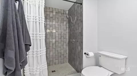 Bath - 4376 E King Rd, Kuna, ID 83634 photo 4 of 4