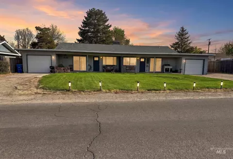 518 Amber St, Caldwell, ID 83605