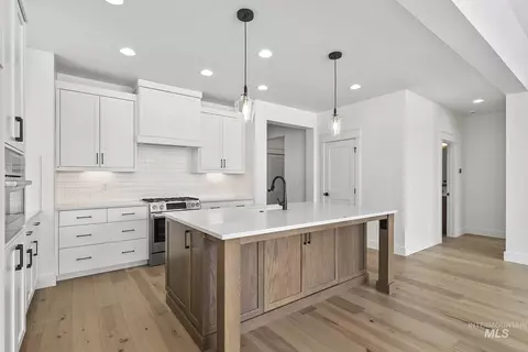 Kitchen - 7322 Powell Pl, Eagle, ID 83629 photo 1 of 4