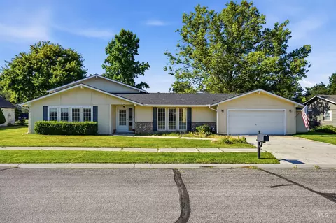 1237 E Cerramar Ct, Eagle, ID 83616 photo 47