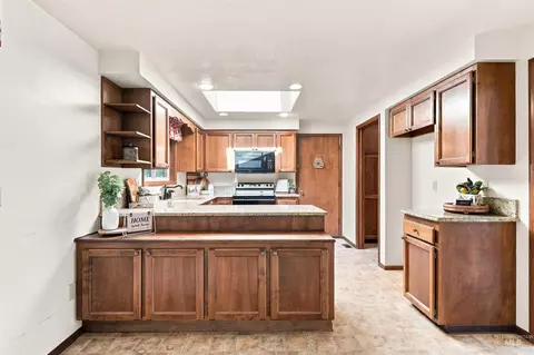 1237 E Cerramar Ct, Eagle, ID 83616 photo 13