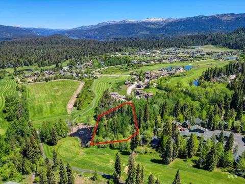 321 Mountain Cove Ct, Mccall, ID 83638 photo 7