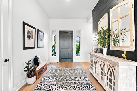 Entry Way - 7896 W Deerfawn Ln, Eagle, ID 83616 photo 1 of 3
