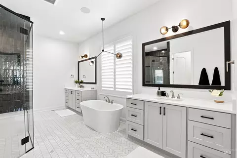 Bath - 7896 W Deerfawn Ln, Eagle, ID 83616 photo 1 of 8