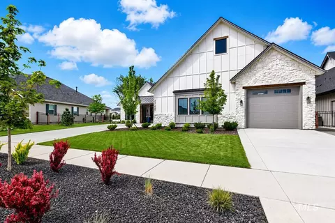 Exterior - 7742 W Palamas Dr, Eagle, ID 83616 photo 2 of 7