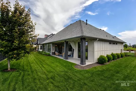 Exterior - 7742 W Palamas Dr, Eagle, ID 83616 photo 5 of 7