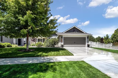 9271 S Copeland Way, Kuna, ID 83634