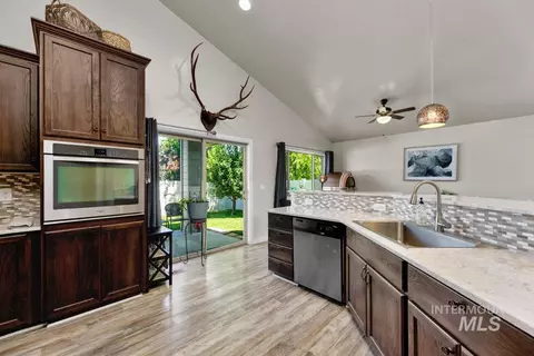 5176 W Denwick Dr, Eagle, ID 83616 photo 14