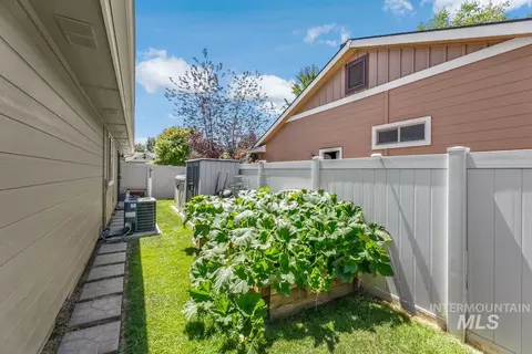 5176 W Denwick Dr, Eagle, ID 83616 photo 30