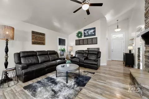 5176 W Denwick Dr, Eagle, ID 83616 photo 10