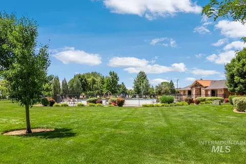 5176 W Denwick Dr, Eagle, ID 83616 photo 37