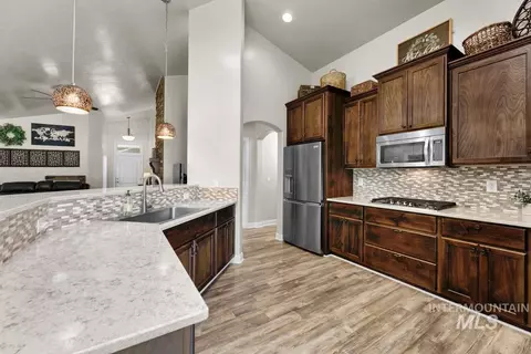 5176 W Denwick Dr, Eagle, ID 83616 photo 12