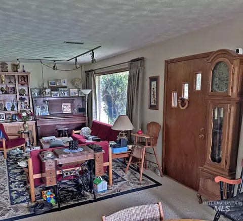 Entry Way - 22347 Upper Pleasant Ridge Rd, Caldwell, ID 83607 photo 1 of 1