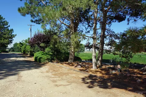 Exterior - 22347 Upper Pleasant Ridge Rd, Caldwell, ID 83607 photo 16 of 19