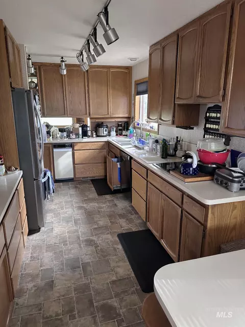 Kitchen - 22347 Upper Pleasant Ridge Rd, Caldwell, ID 83607 photo 1 of 1