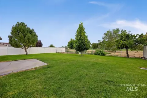 Exterior - 1305 Lauren Ln, Filer, ID 83328 photo 6 of 6