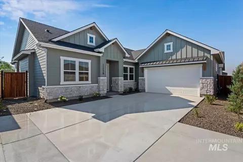 11178 S Corballis Ln, Kuna, ID 83634