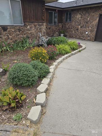 2014 NW 5th Ave, Ontario, OR 97914