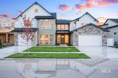 7061 W Waxwing Dr, Boise, ID 83714