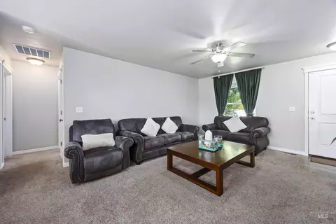 813 21st Ave E, Jerome, ID 83338 photo 5