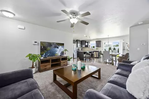 813 21st Ave E, Jerome, ID 83338 photo 3