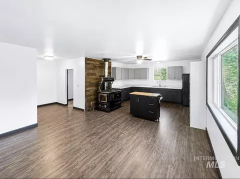123 Conifer Ln, Harpster, ID 83552