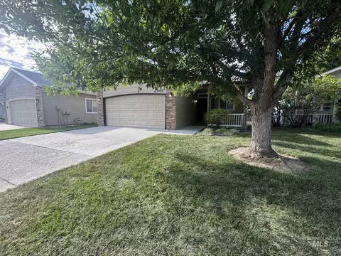 Exterior - 9424 W Java Ct, Boise, ID 83704 photo 2 of 8