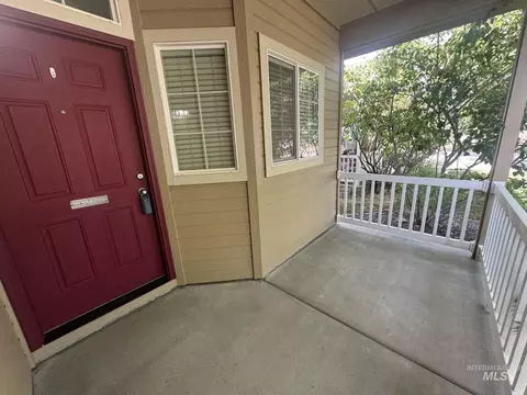 Exterior - 9424 W Java Ct, Boise, ID 83704 photo 5 of 8