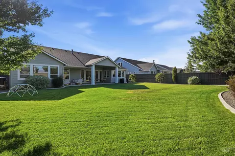 Exterior - 1744 N Annadale Way, Eagle, ID 83616 photo 7 of 9