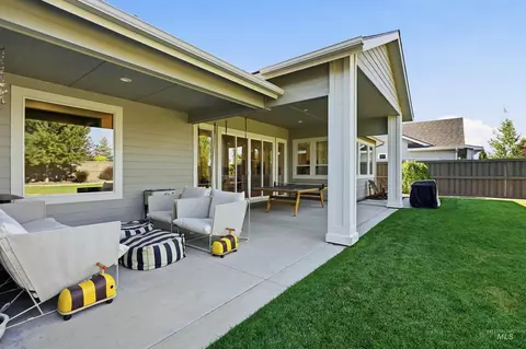 Exterior - 1744 N Annadale Way, Eagle, ID 83616 photo 6 of 9