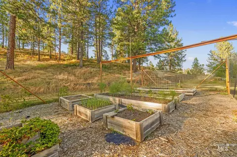 Exterior - 435 River Pointe, Lenore, ID 83541 photo 9 of 14