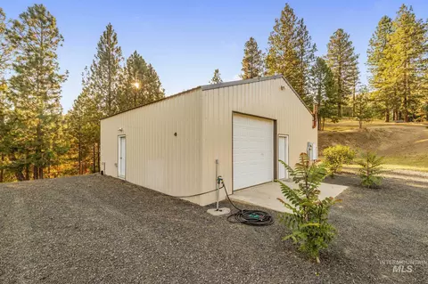 Exterior - 435 River Pointe, Lenore, ID 83541 photo 5 of 14