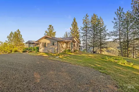 Exterior - 435 River Pointe, Lenore, ID 83541 photo 6 of 14