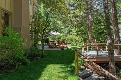 Exterior - 210 Timberline Rd, Hailey, ID 83333 photo 7 of 13
