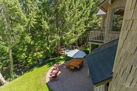 Exterior - 210 Timberline Rd, Hailey, ID 83333 photo 4 of 13
