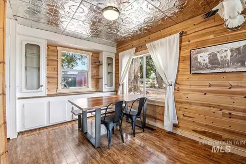 Dining - 7285 Mcelroy, Melba, ID 83641 photo 1 of 1