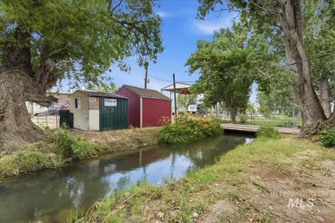Exterior - 7285 Mcelroy, Melba, ID 83641 photo 9 of 13
