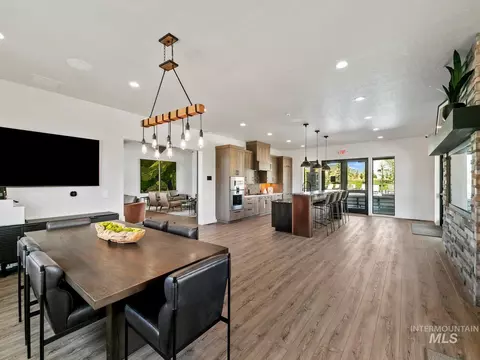 Dining - 3696 N Templeton Way, Eagle, ID 83616 photo 2 of 2