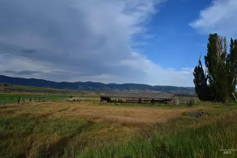 Exterior - 392 River Rd, Grace, ID 83241 photo 1 of 4