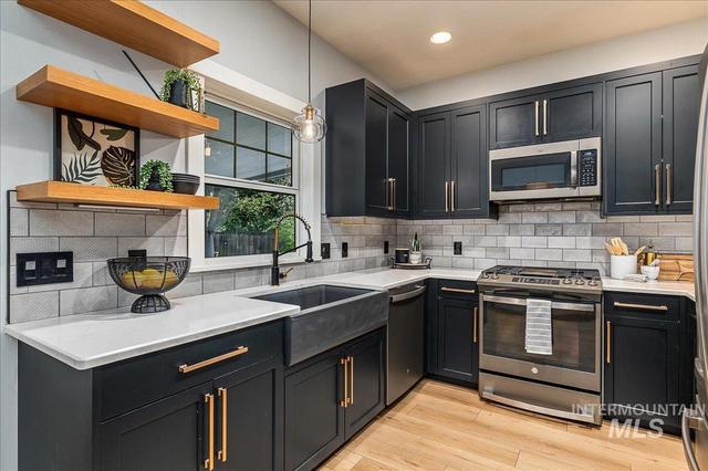 2005 N 26th St, Boise, ID 83702