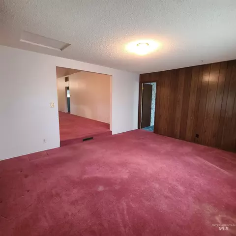 1298 E 2nd, Weiser, ID 83672 photo 12