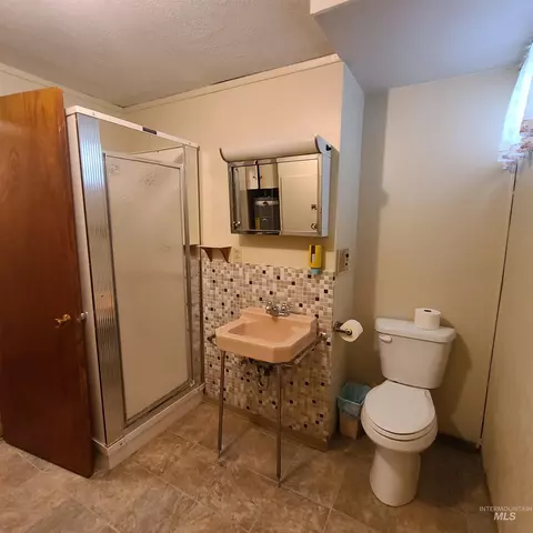 1298 E 2nd, Weiser, ID 83672 photo 23